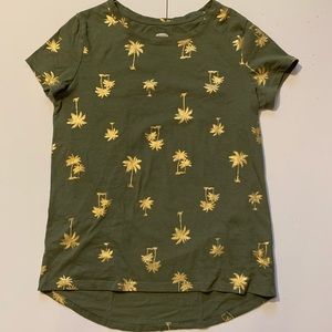 Shirt never worn
